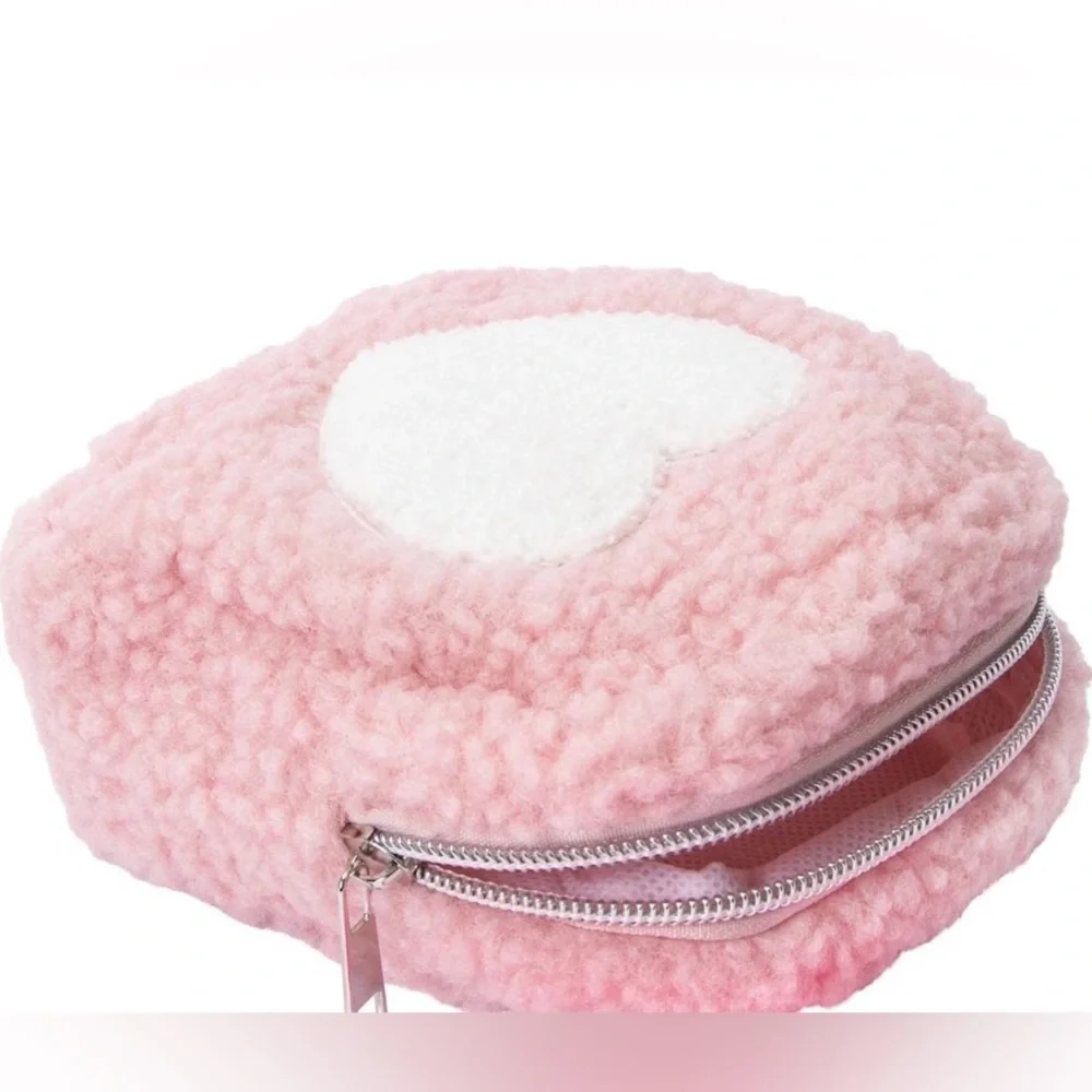 NEW!! Icon Plush Sherpa Heart Travel Cosmetic Bag- Pink (NWT)